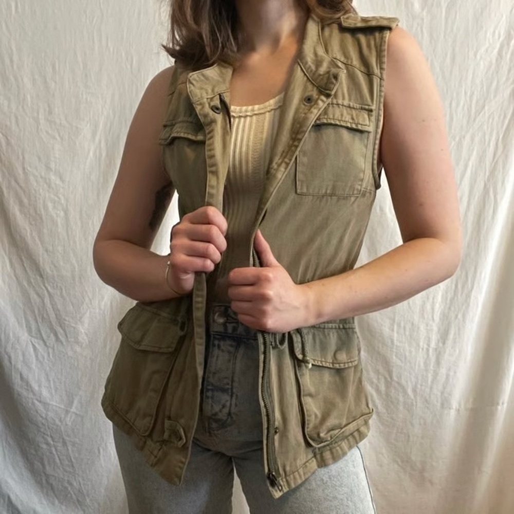 Y2K Per Se Olive Green Sleeveless Utility Vest Full Zip Jacket Trendy Chic
